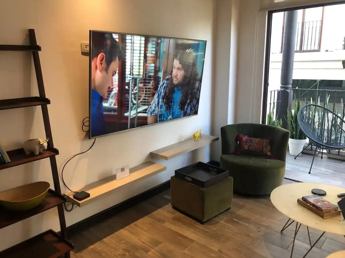 L1B 202 - Boutique Apartamento En Cayala Para 4 Huespedes Guatemala